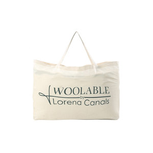 WOLLEN VLOERKLEED INTO THE BLUE