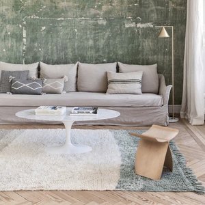 WOLLEN VLOERKLEED INTO THE BLUE