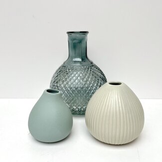 Oud groene vazen by BRIC. no 3