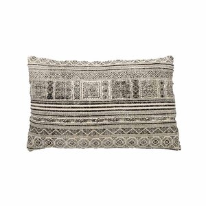 ZWART WIT KUSSENS  by BRIC. no 4