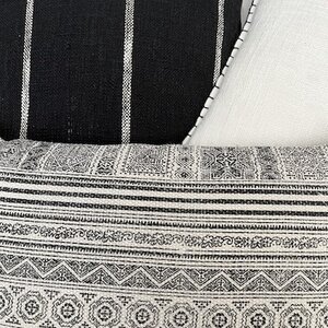 ZWART WIT KUSSENS  by BRIC. no 4