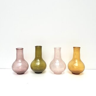 Kleine vaasjes van glas