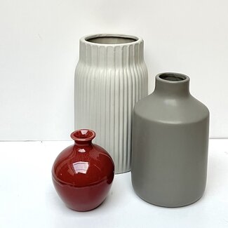 Grijze vazen by BRIC. no 2