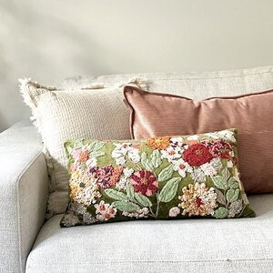 SIERKUSSENSET MET BLOEMEN
