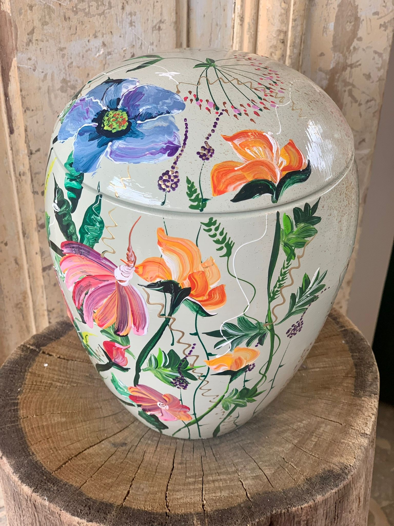  handbeschilderde urn