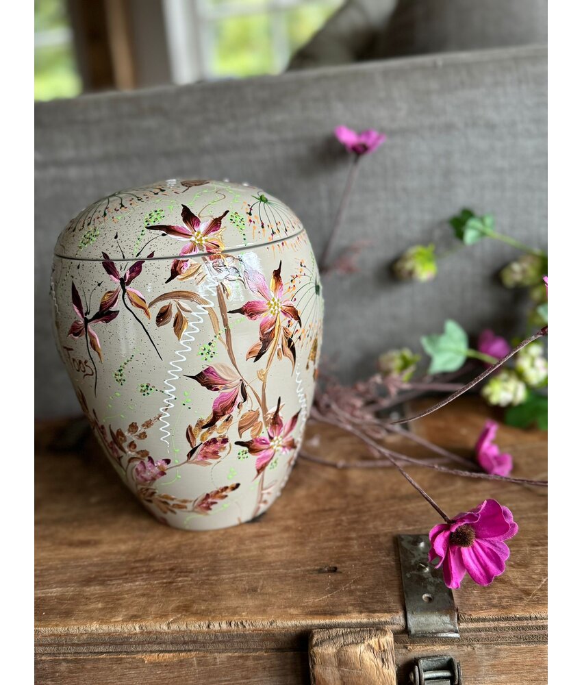 handbeschilderde urn bloemen 1