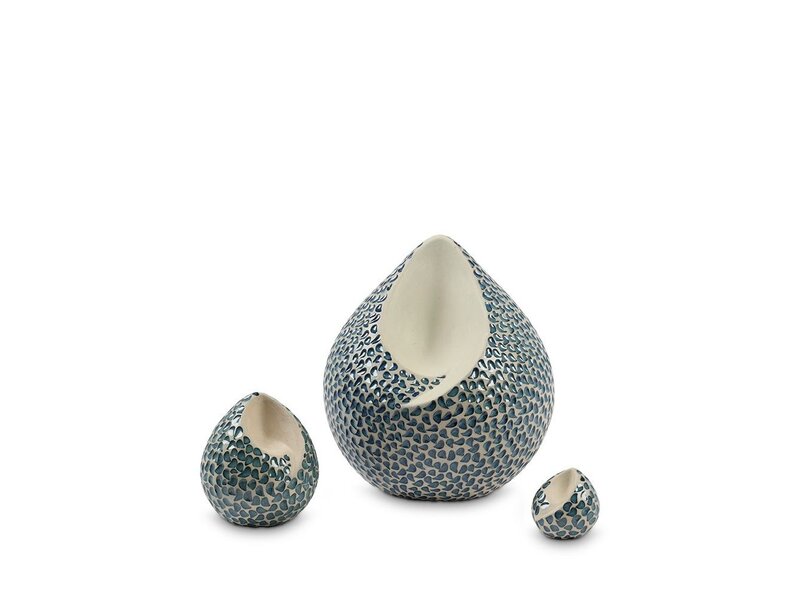 teardrop urn blauwe traantjes groot