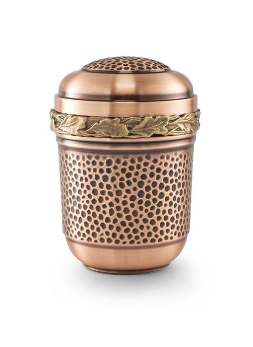 Eikenblad urn gehammerd - koper