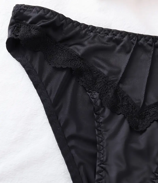 Satin Love zwart, satijnen slipje - Foto 2 Soshin