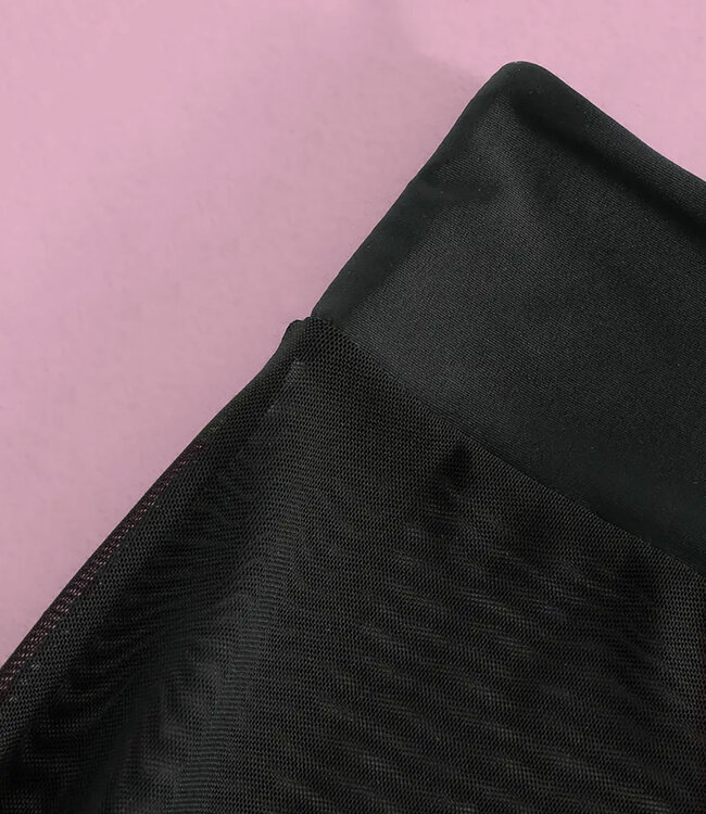 SOSHIN Dalia wijde, lange broek zwart