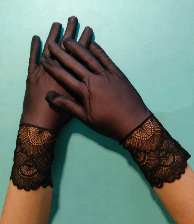 SOSHIN Lille Love gloves [GEDRAGEN]