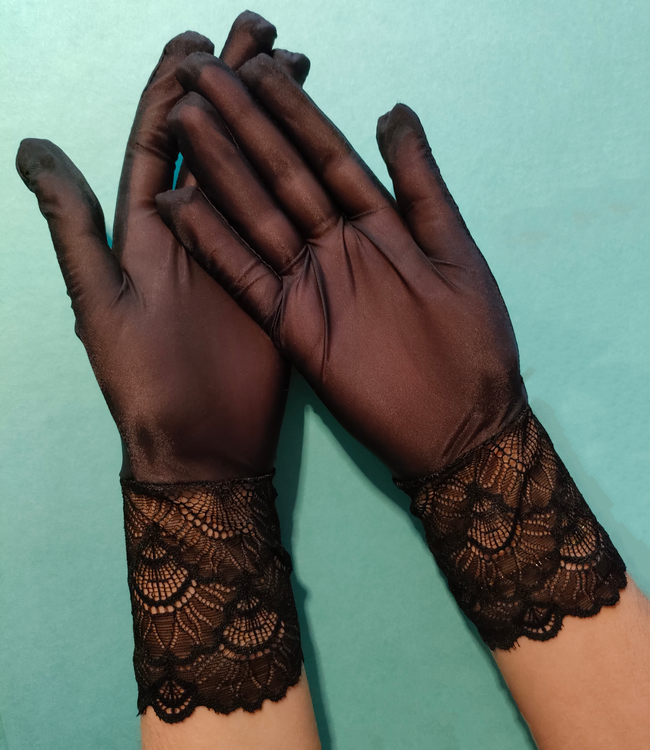 SOSHIN Lille Love handschoentjes [GEDRAGEN]