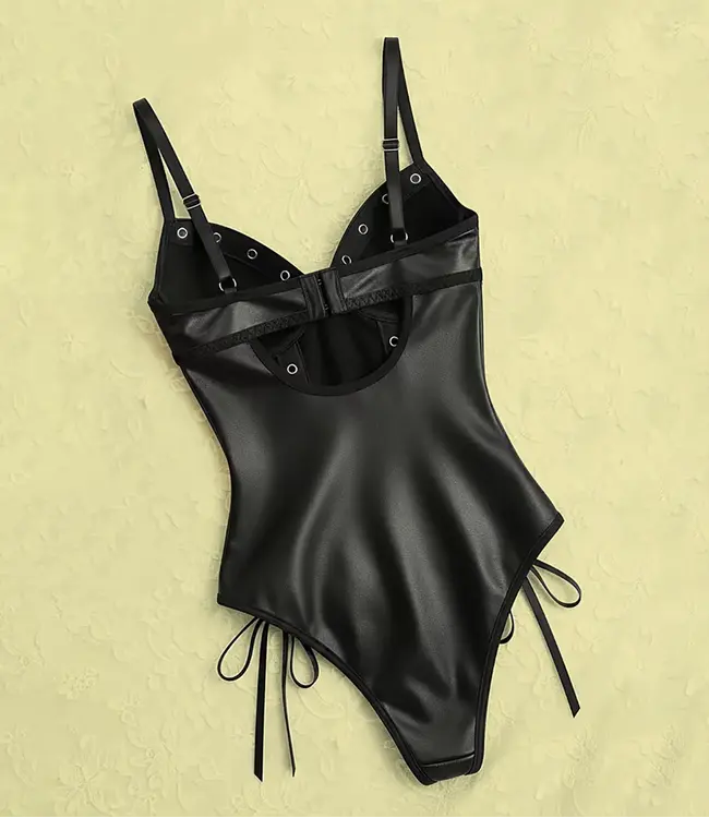 SOSHIN Electra zwarte leatherlook body met vetersluiting - Foto 2 Soshin