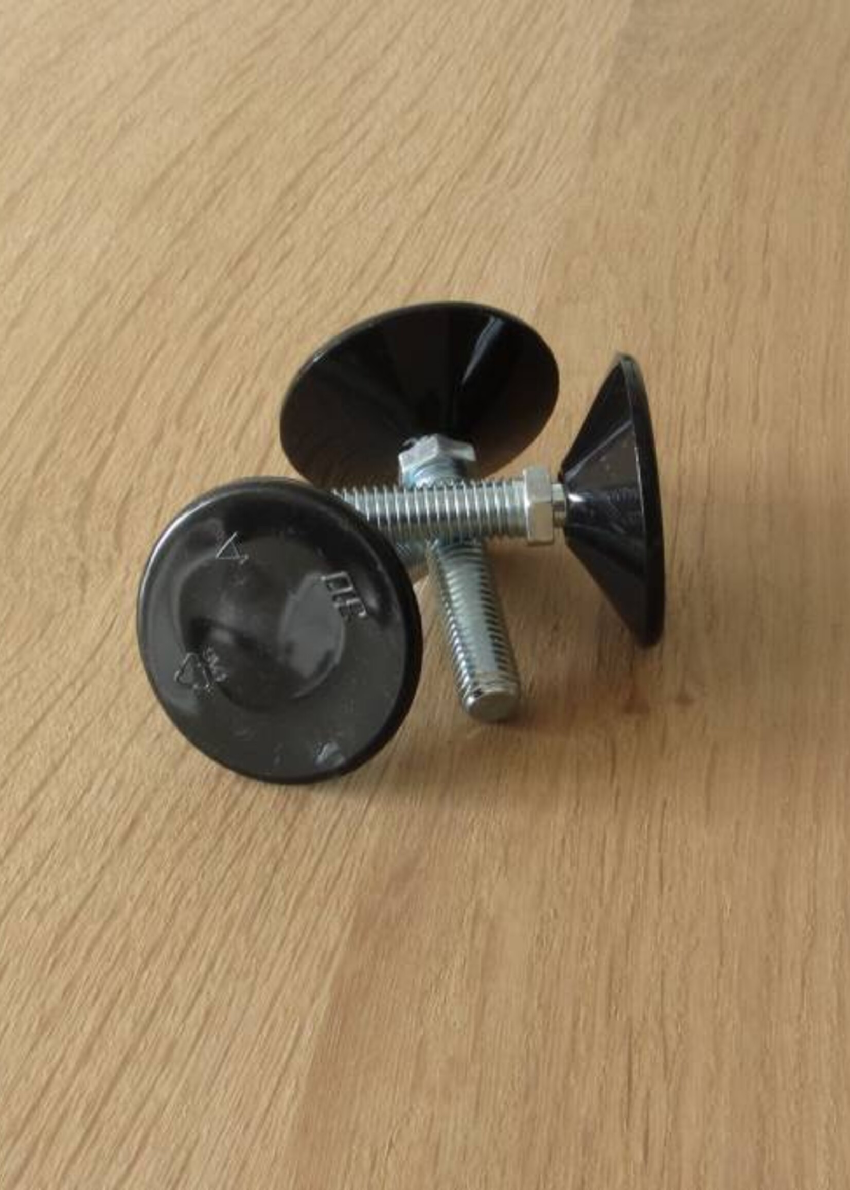 Stalen twist rond tafelpoot 8x8 zwart