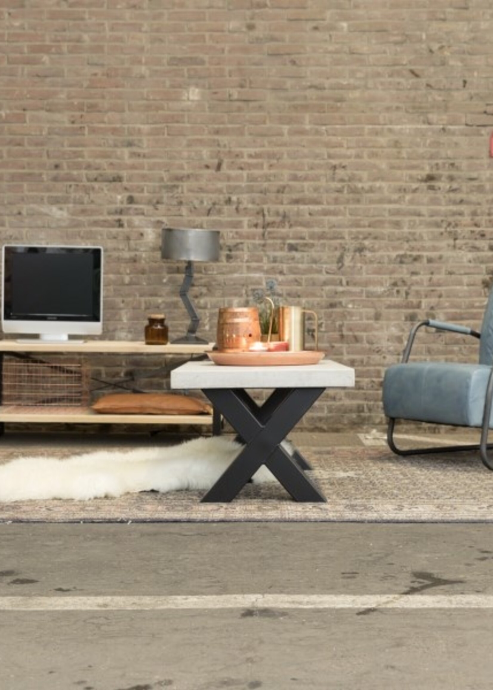 Handgemaakte industriele Salontafel poten model X standaard wit