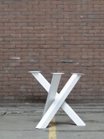 Stalen twist rond tafelpoot 8x8 wit
