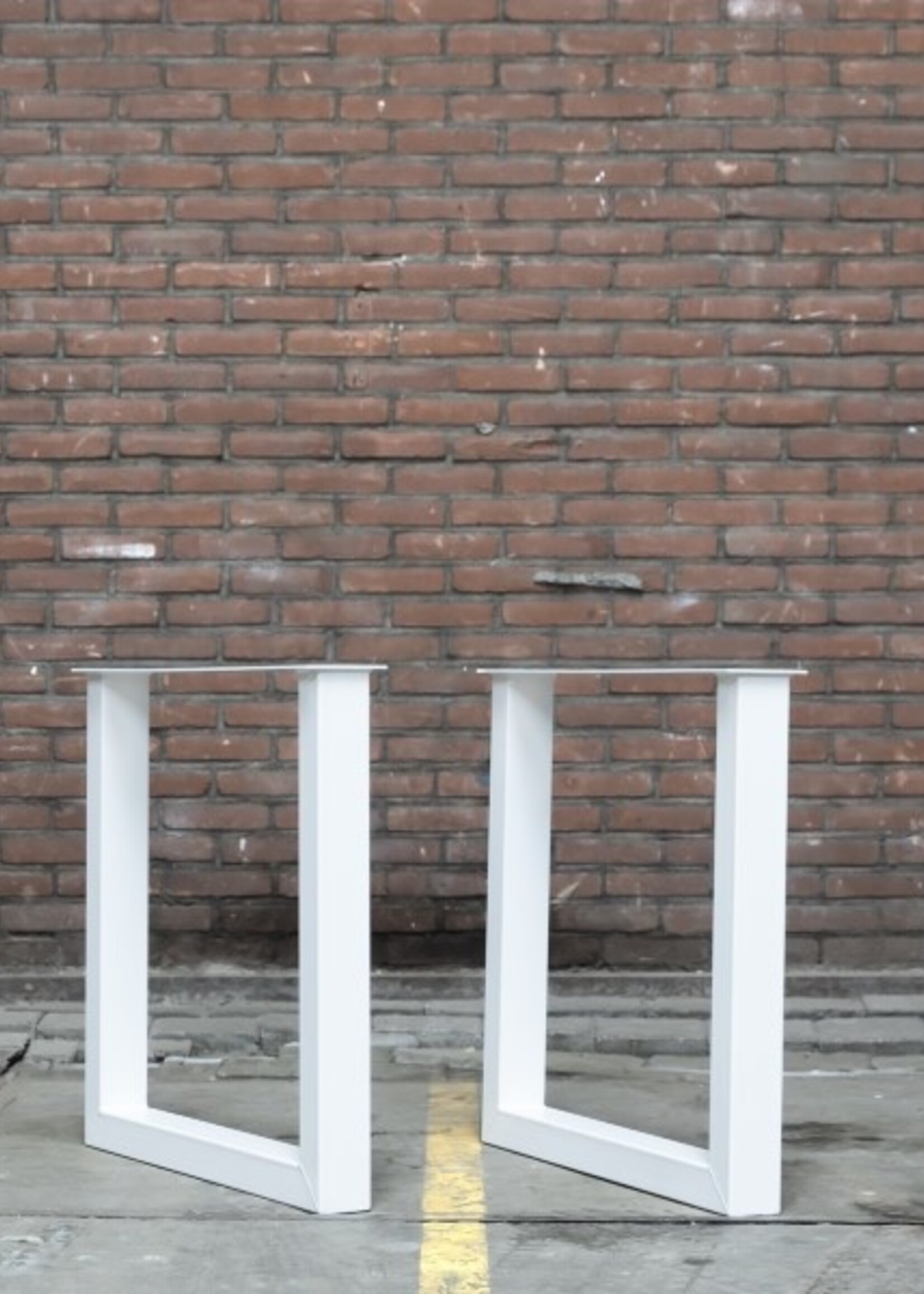 Handgemaakte Industriele tafelpoten model U standaard wit
