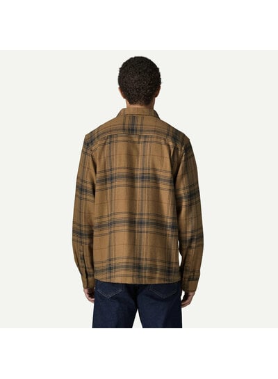 Patagonia  Patagonia Mens Organic Cotton Fjord Flannel Shirt - Slab Khaki