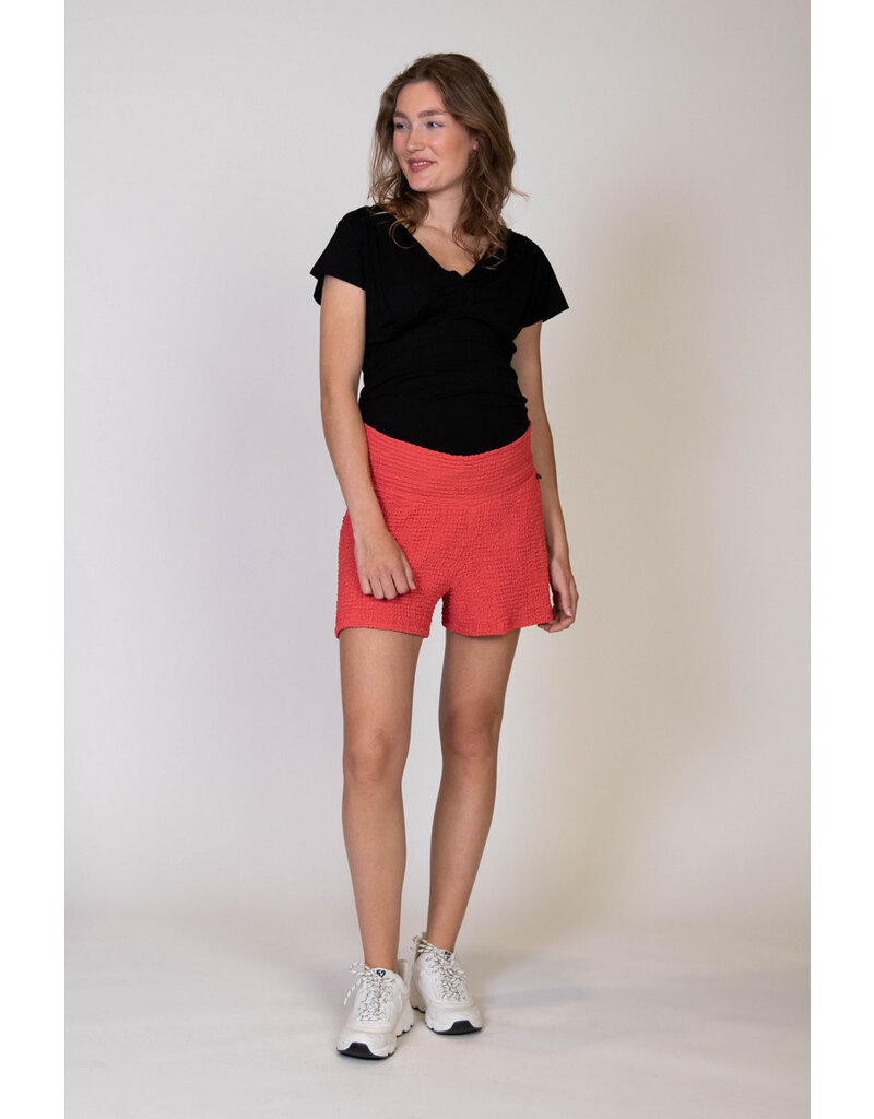 Love2Wait Love2Wait short Crepe - Coral red - C241043 078