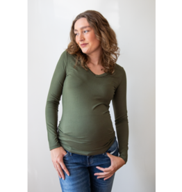 Love2Wait Love2Wait zwangerschapsshirt V-hals - olive