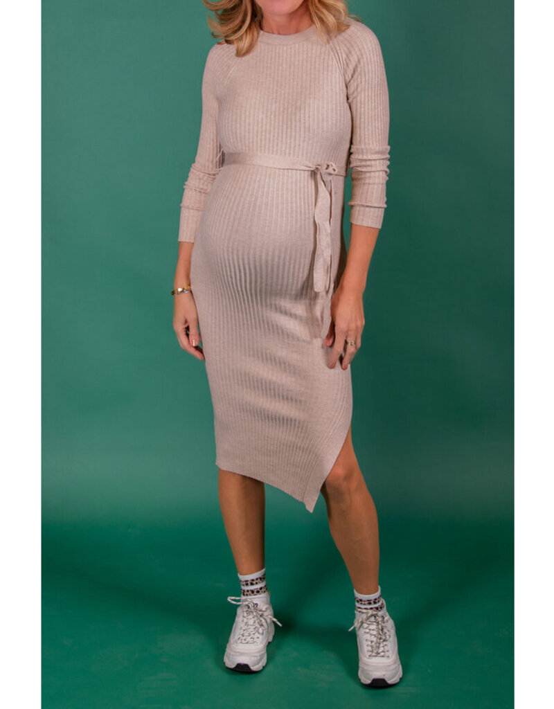Love2Wait Love2Wait Jurk - knitted met riem -  Sand - C242051 050