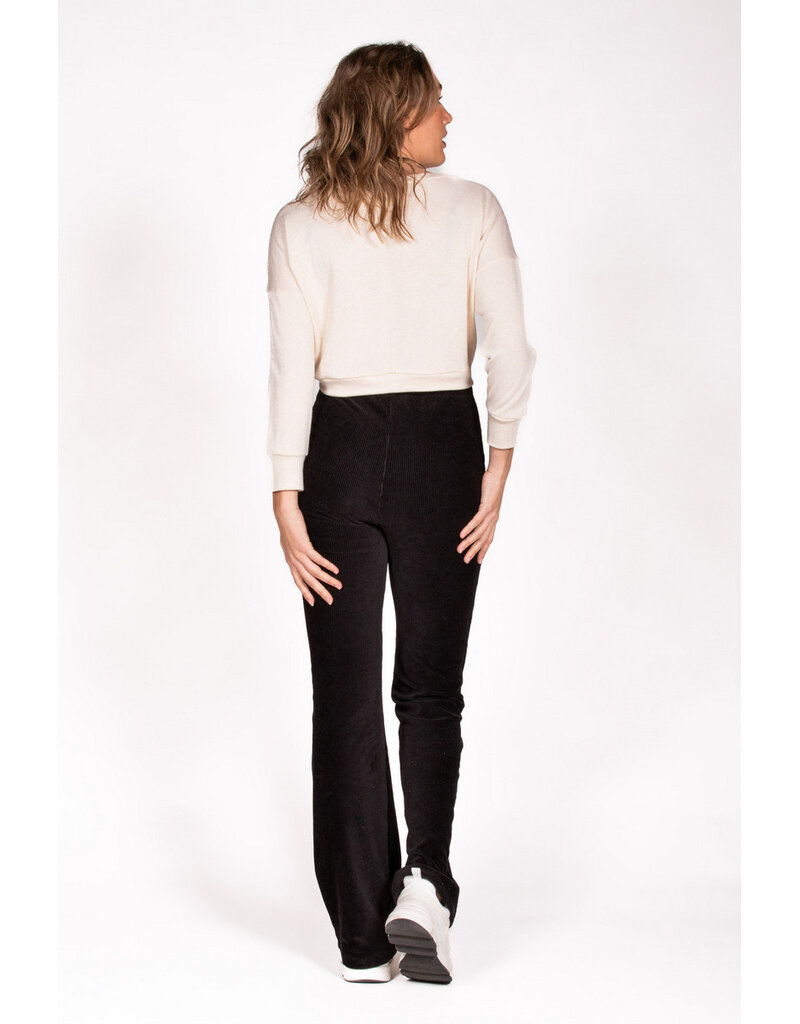 Love2Wait Love2Wait Pants Flared rib velvet - zwart C252001 004