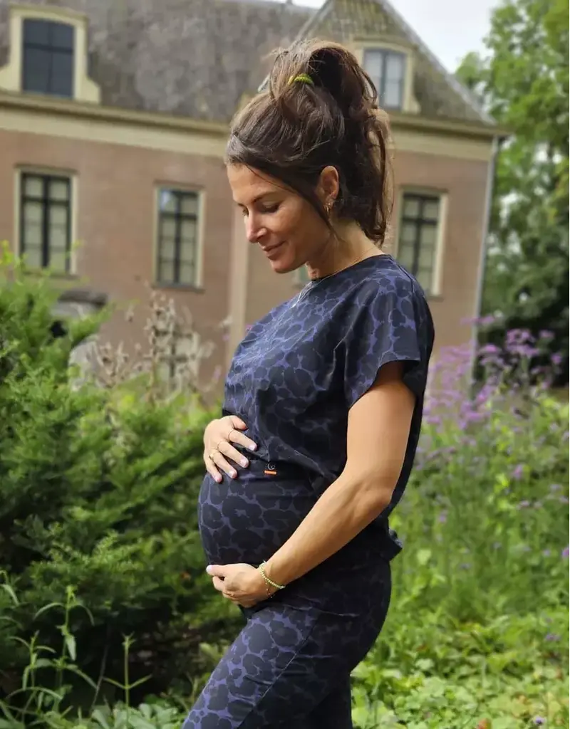 Swan and the People Swan and the People - Shirt korte mouw Leopard Blauw