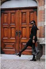 Swan and the People - Dress - 3/4 kwart mouw - zwart