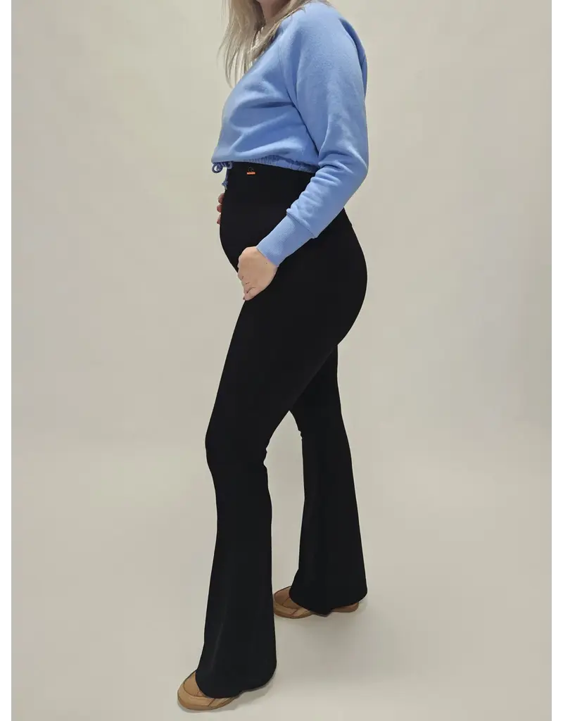 Swan and the People Swan and the People - Flared Pants Zwart