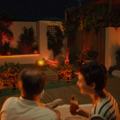Maak je tuin extra gezellig met Philips Hue verlichting