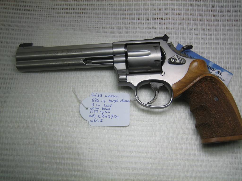 & Wesson 686-4 Target Champion,Groot Kaliber Revolver, Mooi ding, Dikke,Vuurwapen,Speelgoed,Gebruikt, - DumpWebshop.nl