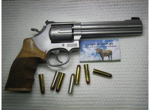 Smith & Wesson Smith & Wesson 686-4 Target Champion 357 Magnum Revolver.