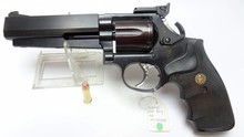 Smith & Wesson Revolver Smith & Wesson met Matchloop Loopgewicht en Gaspedaal Kaliber 357 Magnum Wapen met super tuning.