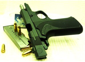 Smith & Wesson Smith & Wesson Model 916 in 9 MM