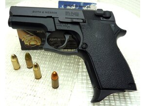 Smith & Wesson SMITH & WESSON Model 469 in Kaliber 9 MM