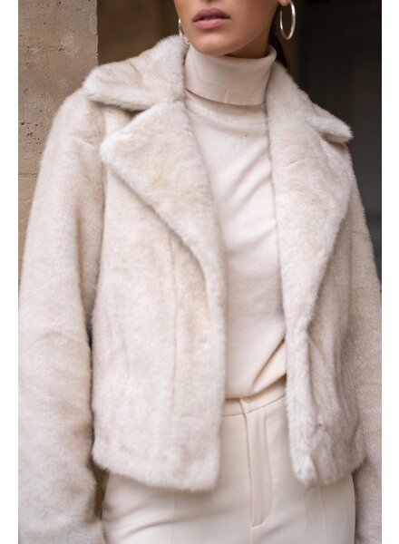 Attentif   Bontjas dames kort beige