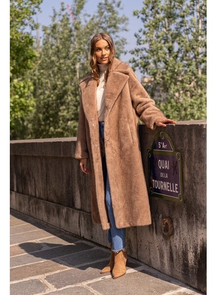 Attentif   Dames bontjas lang camel