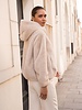 Attentif Bontjas dames kort beige