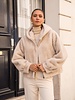 Attentif Bontjas dames kort beige