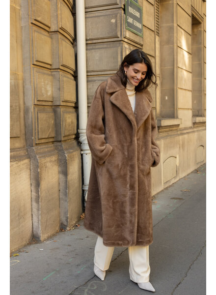 Attentif Dames bontjas lang camel