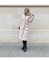 Lange gewatteerde winterjas beige 2 dames
