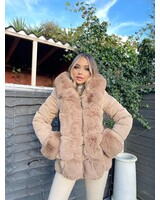 Dames winterjas met bont camel