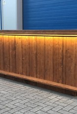Gerben Bar / Balie van steigerhout met een waterproof LED verlichting: Model Gerben