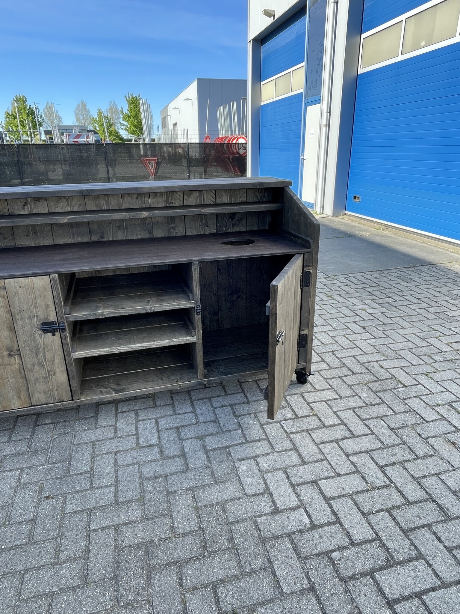 Waddenzee Een verrijdbare Bestekwagen - Servieswagen: Model  Maes