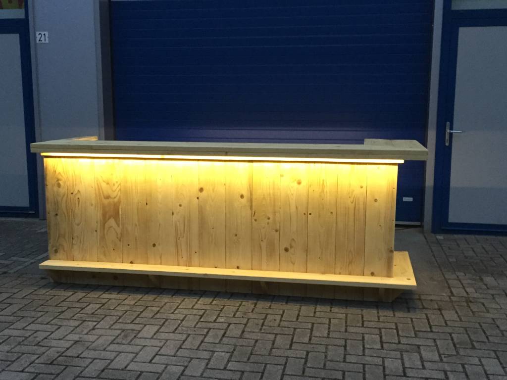 Gerben Bar / Balie van met een waterproof LED verlichting: Model Gerben