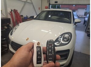 Porsche sleutel met afstandsbediening