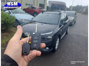 Citroen sleutel met afstandsbediening