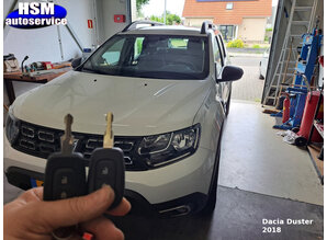 Dacia Renault sleutel met afstandsbediening