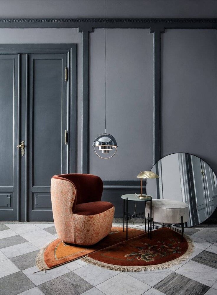 Gubi Miroir mural - Rond - Ø110 - Laiton Noir Gubi Miroir mural - Rond - Ø110 - Laiton Noir