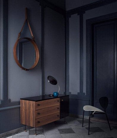 Gubi Miroir mural Adnet - Rond - Ø70 - Cuir Tan Gubi Miroir mural Adnet - Rond - Ø70 - Cuir Tan